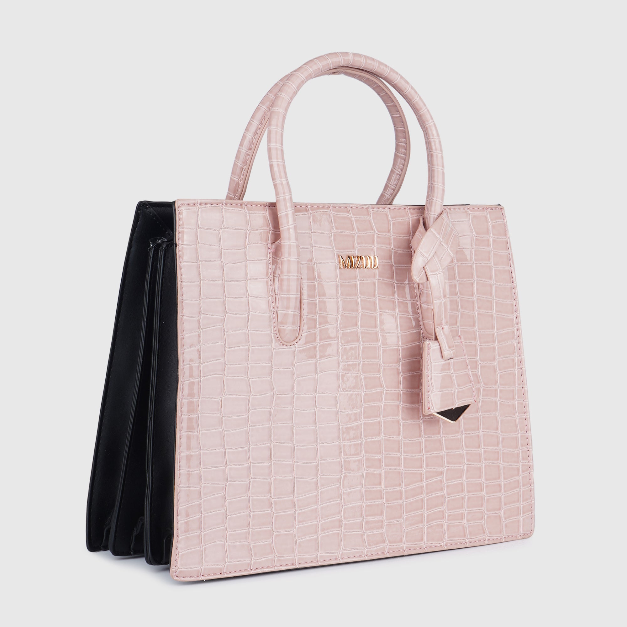 color-pink