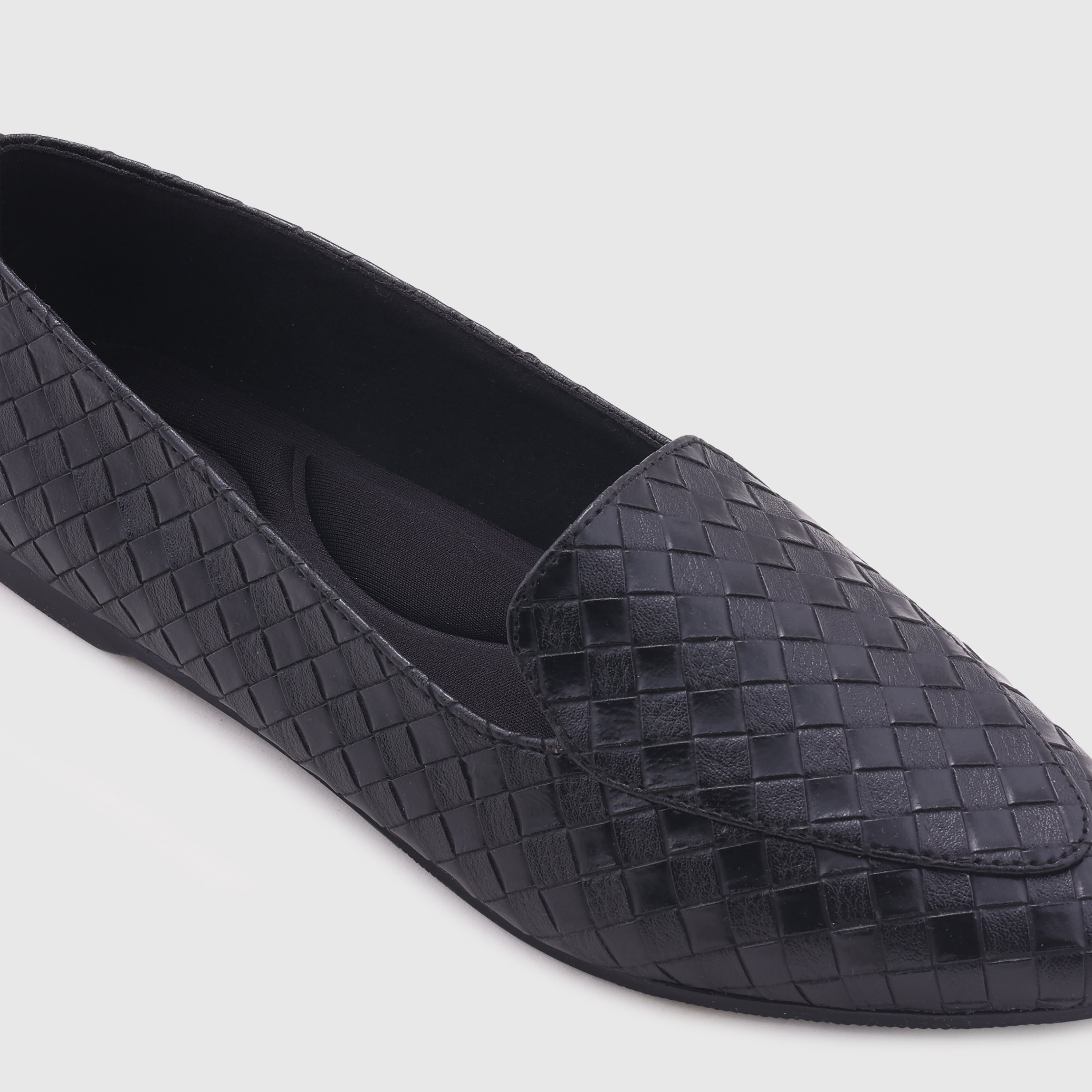 color-black