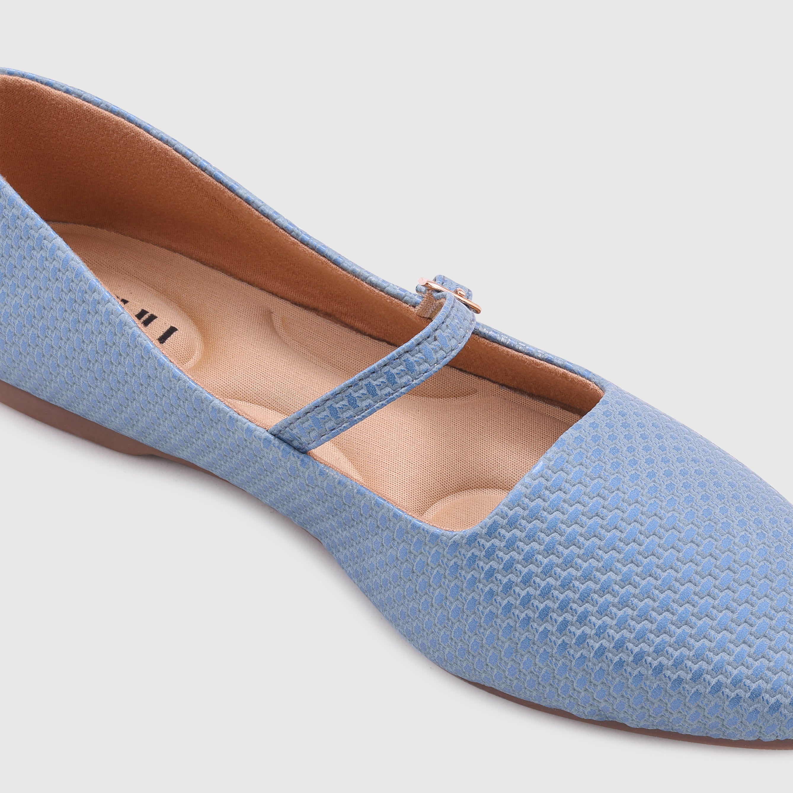 color-blue