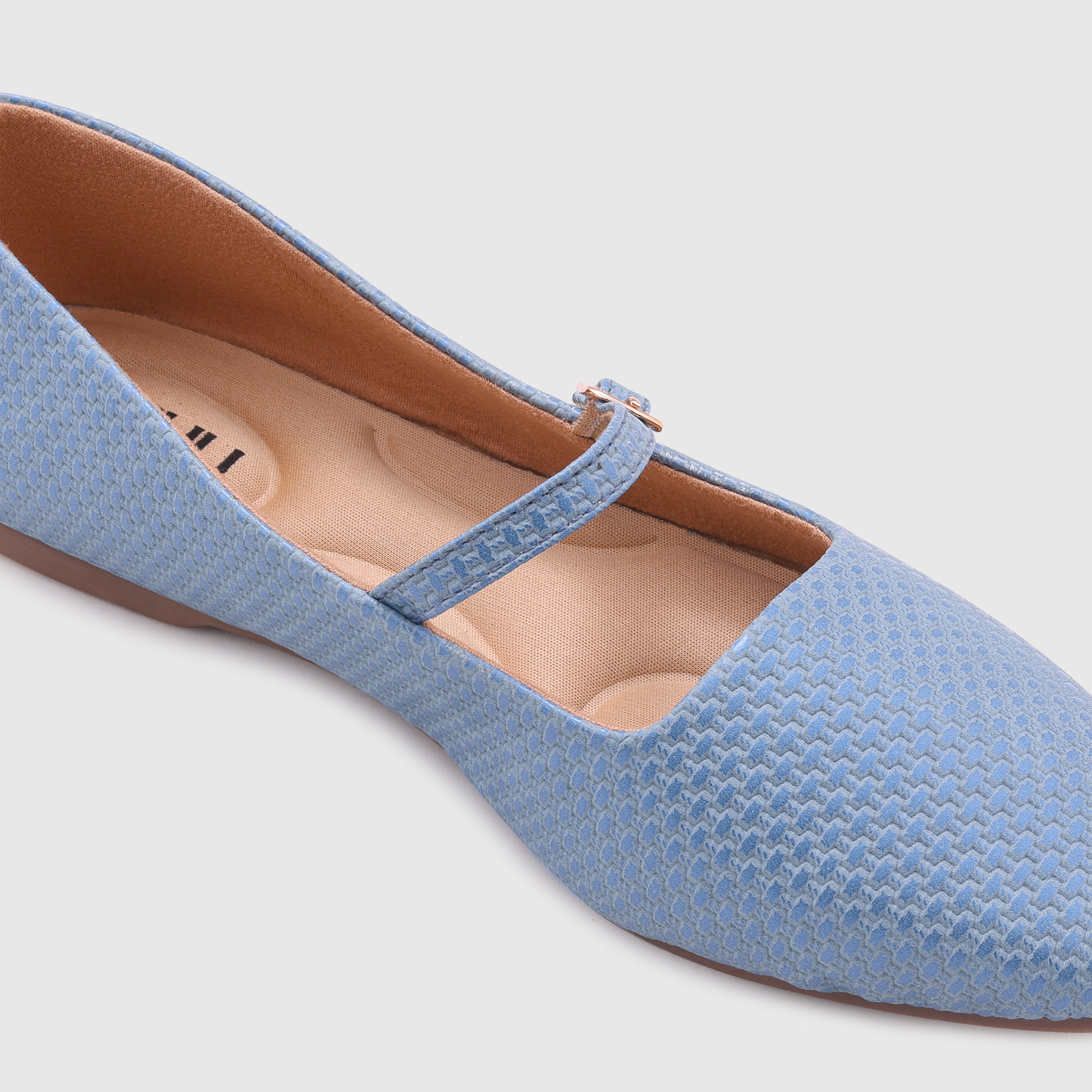 color-blue